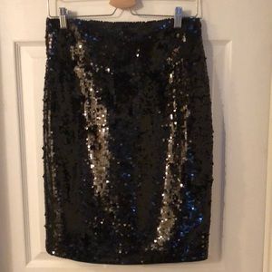 NWOT Black sequined skirt - size 6